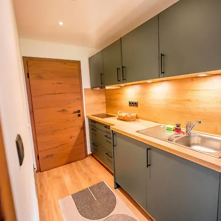 Schulerhof Apartment